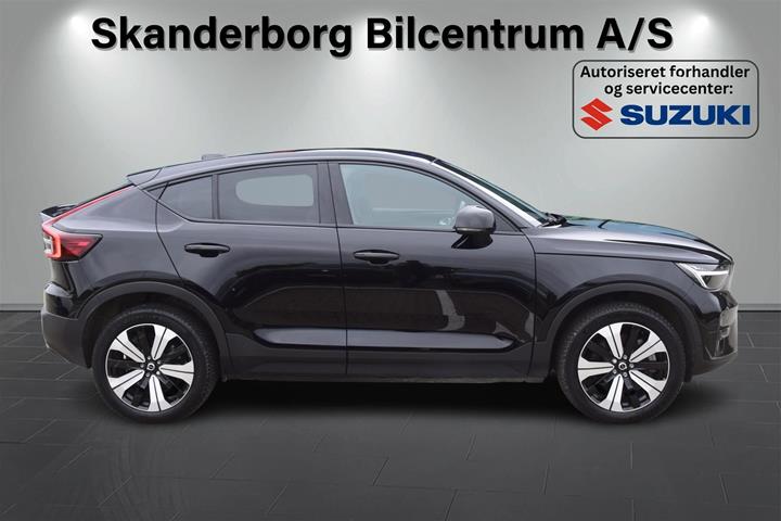 Sort Volvo C40 fra 2023