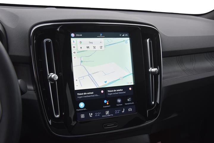 Sort Volvo C40 fra 2023
