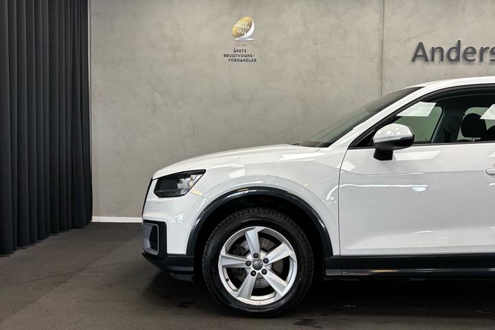 Hvid Audi Q2 fra 2018
