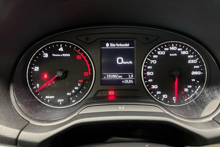 Hvid Audi Q2 fra 2018