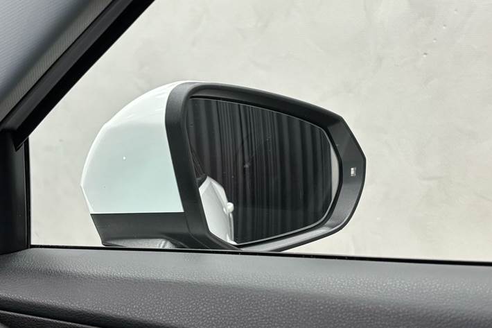 Hvid Audi Q2 fra 2018