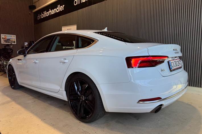 Hvid Audi A5 fra 2018