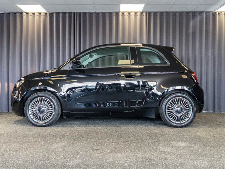 Fiat 500e 42 Icon