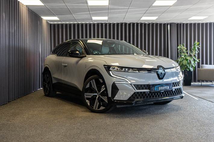 Grå Renault Megane E-Tech fra 2023