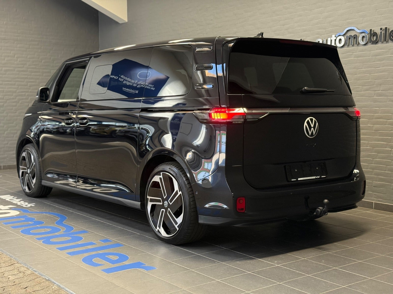 Sort VW ID.Buzz fra 2025