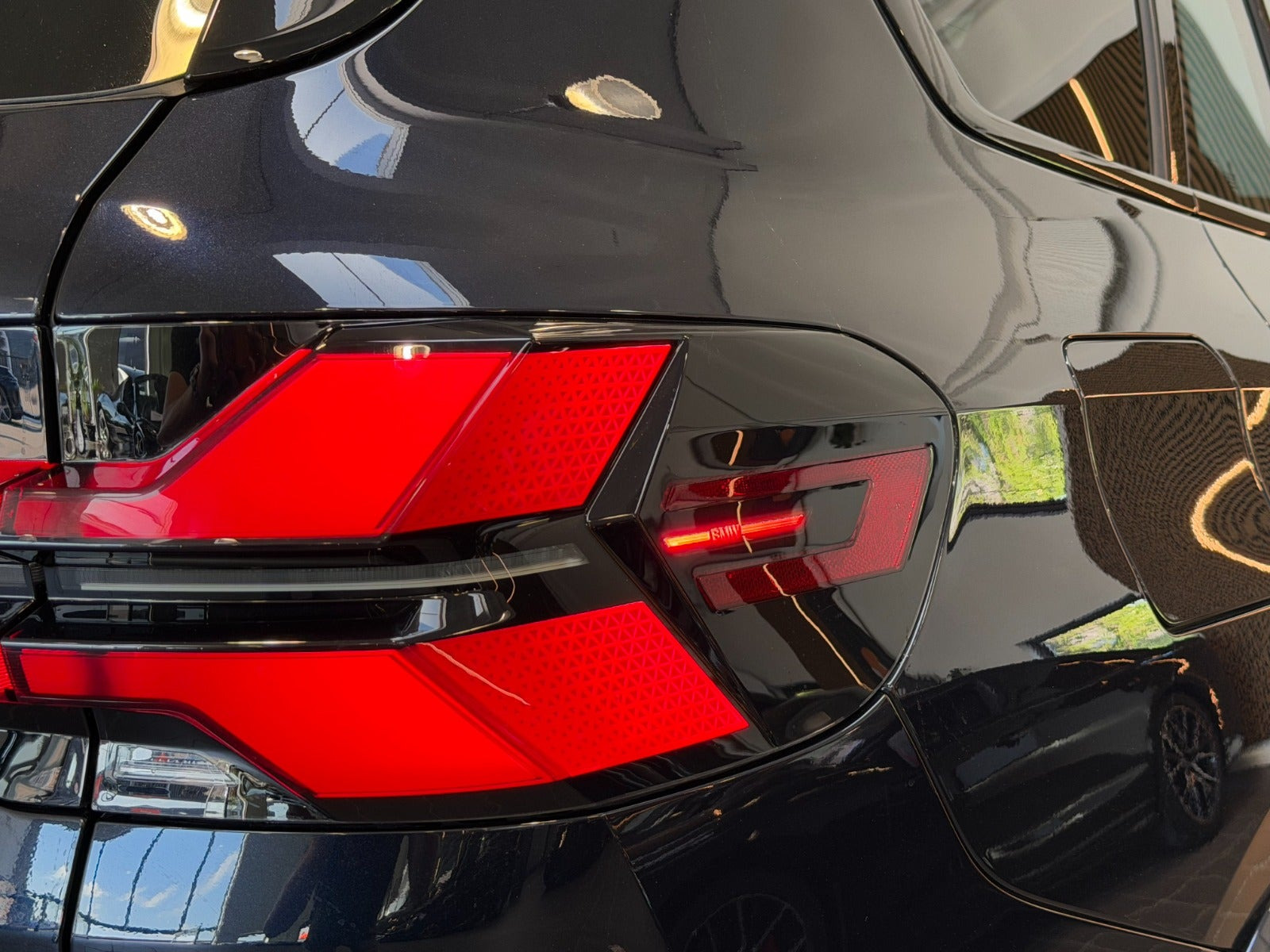 Sort BMW X5 fra 2025