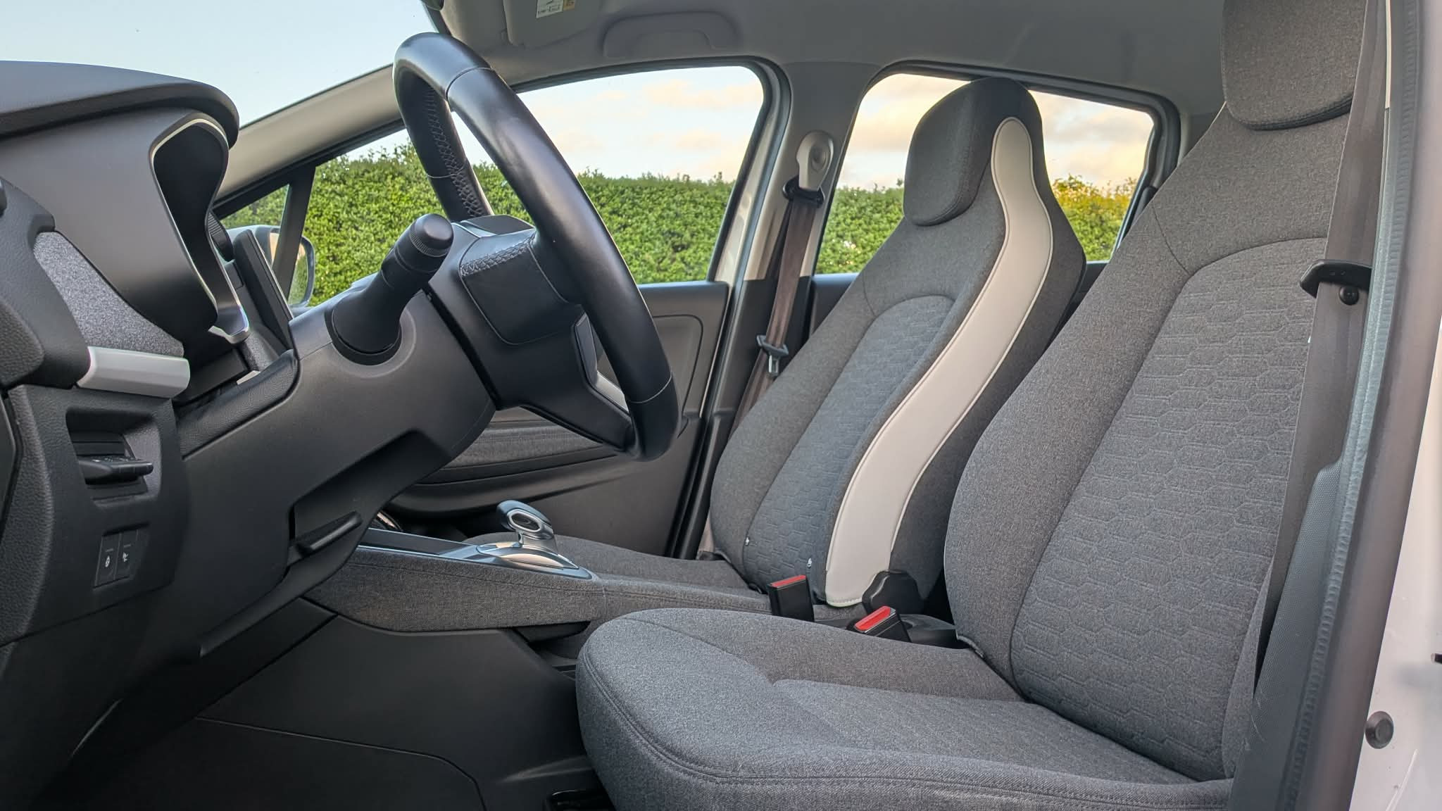 Hvid Renault Zoe fra 2021