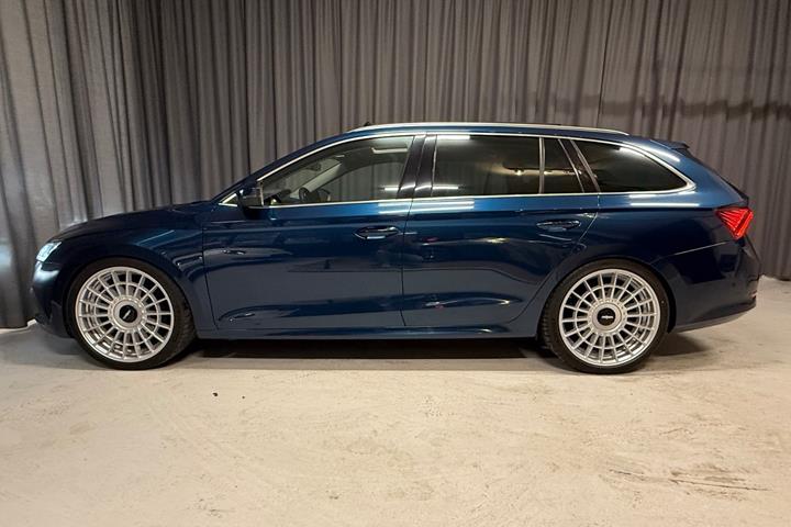 undefined Skoda Octavia fra 2021