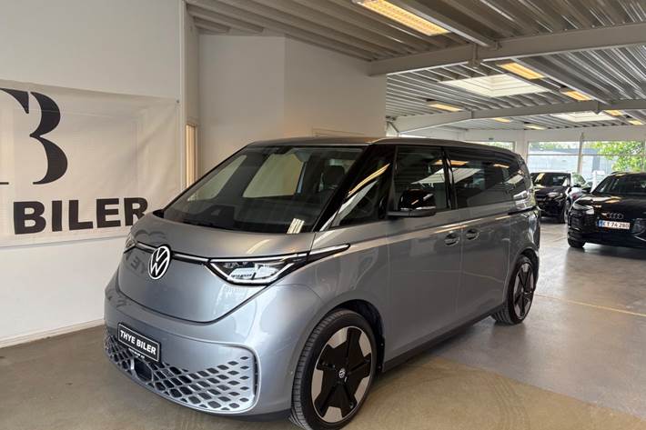 Grå VW ID.Buzz fra 2023 set udefra