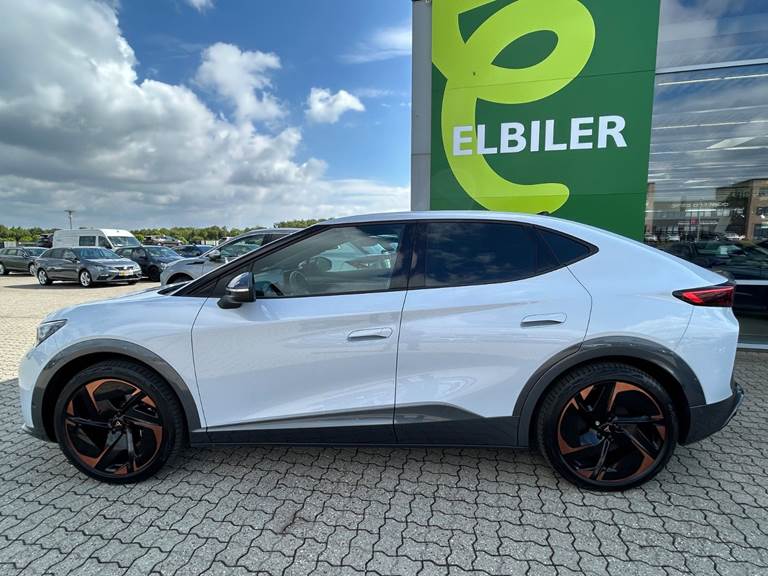 Cupra Tavascan 77 VZ Adrenaline