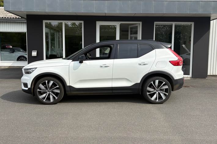 Hvid Volvo XC40 fra 2022