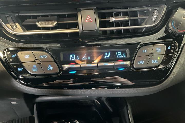 undefined Toyota C-HR fra 2020