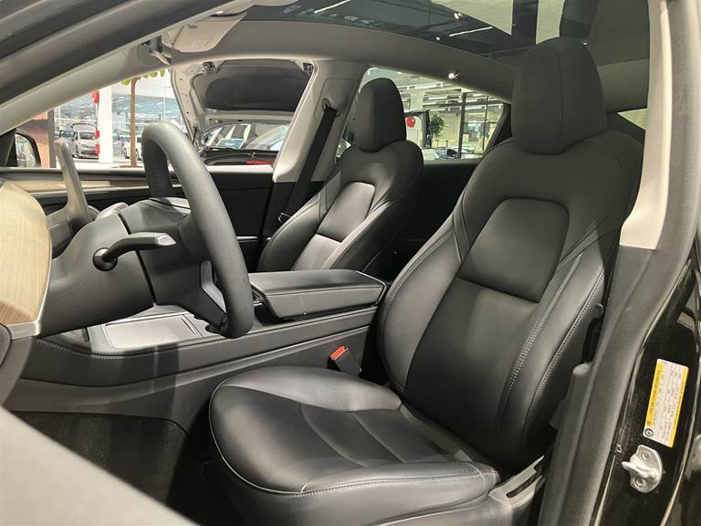 Tesla Model Y EL RWD 299HK 5d Aut.