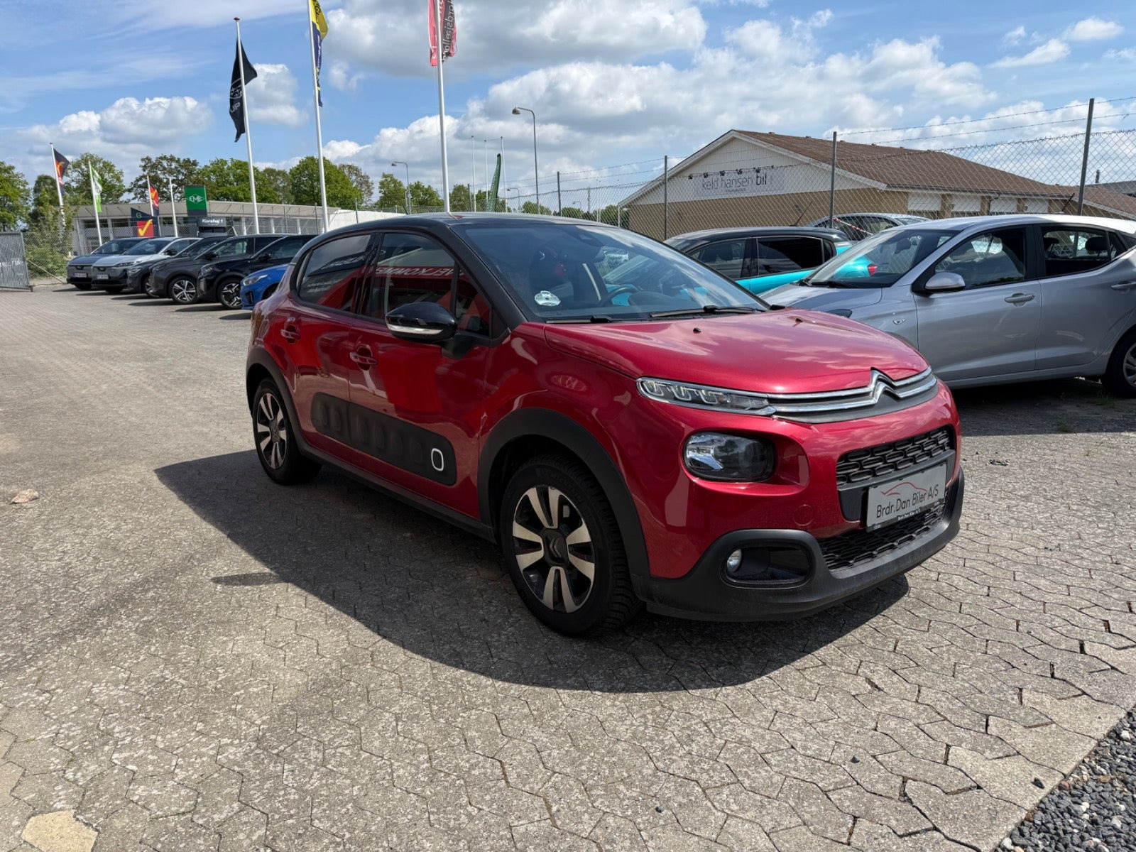 Rød Citroën C3 fra 2019