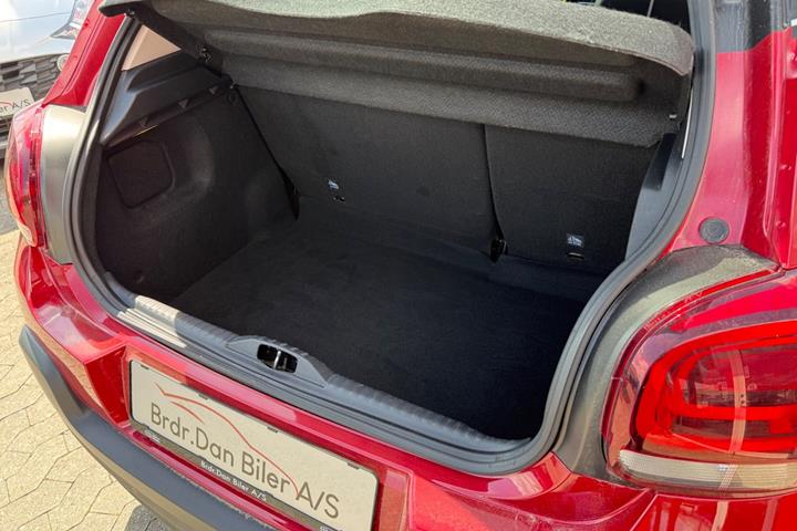 Rød Citroën C3 fra 2019