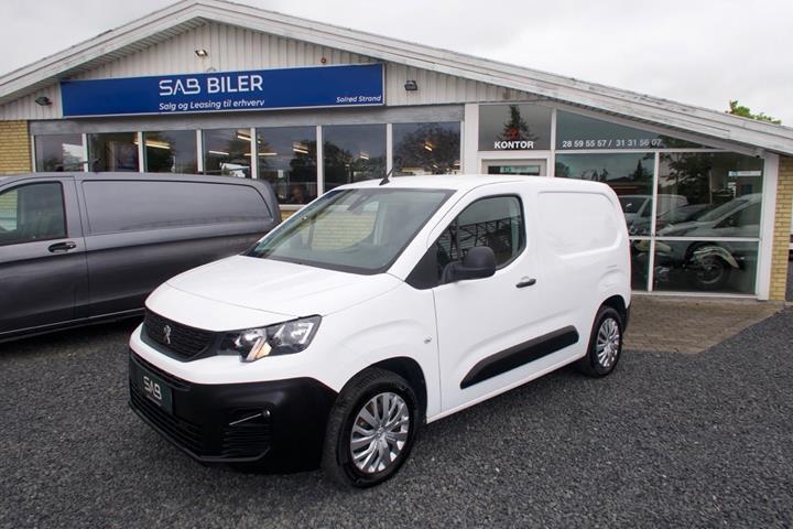 undefined Peugeot Partner fra 2020 set udefra