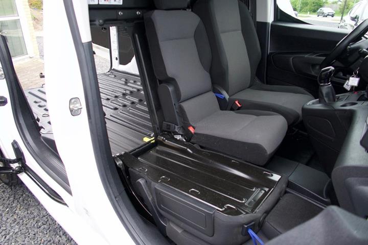 undefined Peugeot Partner fra 2020
