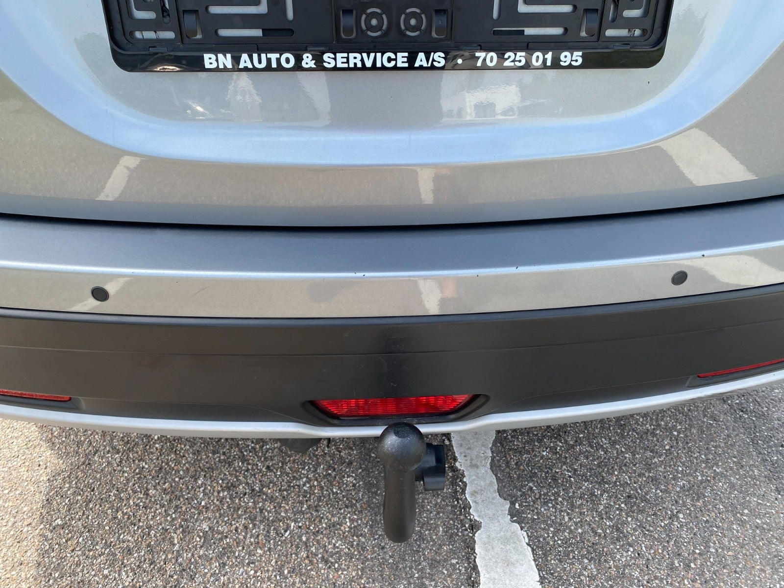 Grå Suzuki S-Cross fra 2016