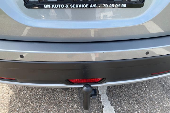 Grå Suzuki S-Cross fra 2016