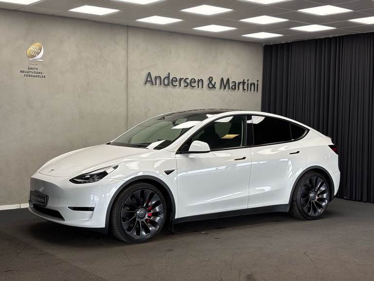 Tesla Model Y EL Performance AWD 534HK 5d Aut.