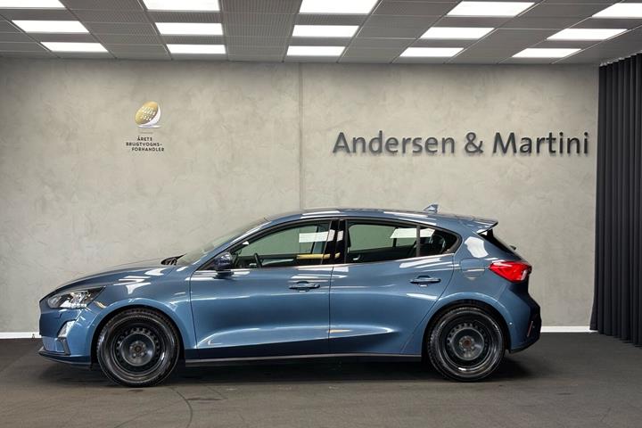 Blå Ford Focus fra 2020