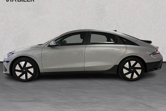 Sølv Hyundai Ioniq 6 fra 2026