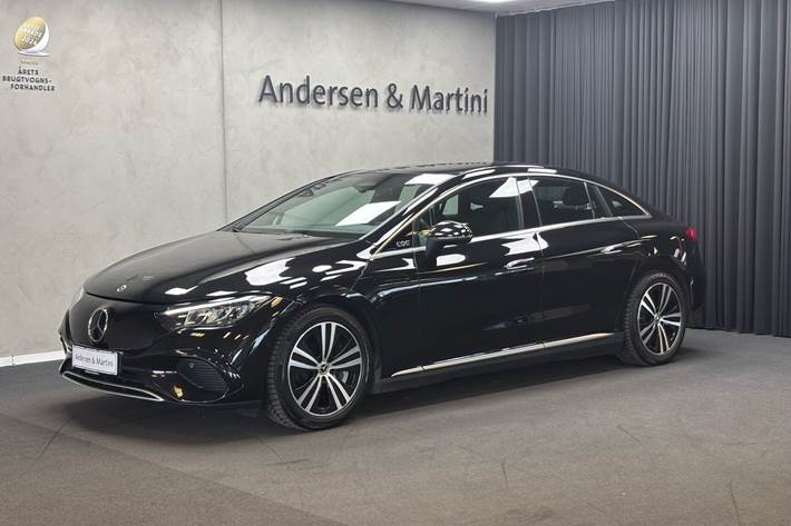 Sort Mercedes EQE 300 fra 2023
