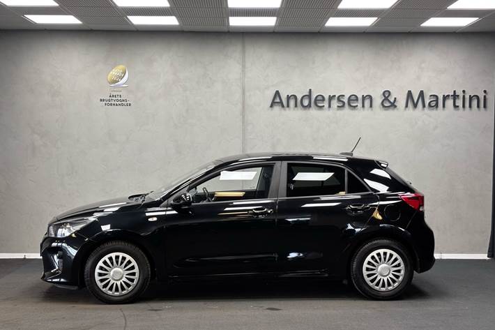 Sort Kia Rio fra 2020