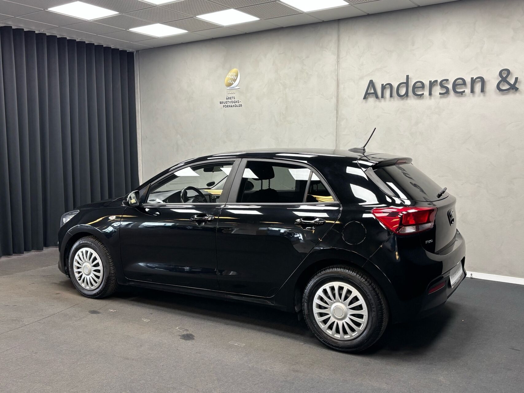 Sort Kia Rio fra 2020