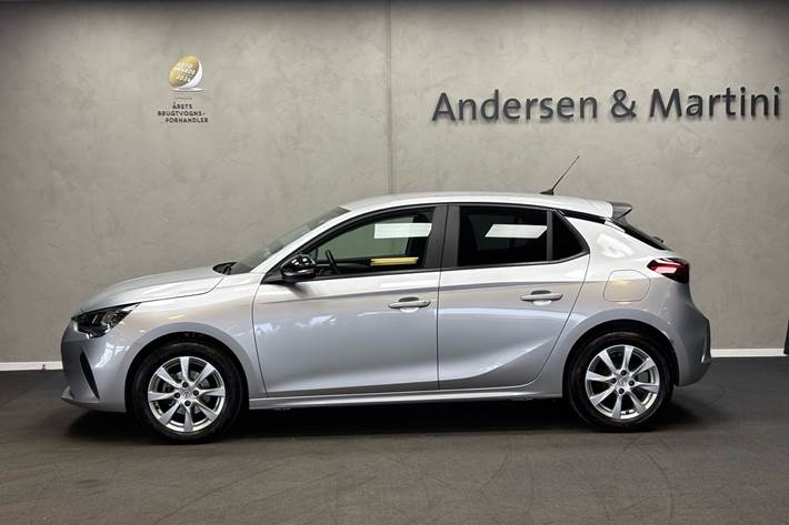 Sølv Opel Corsa fra 2023