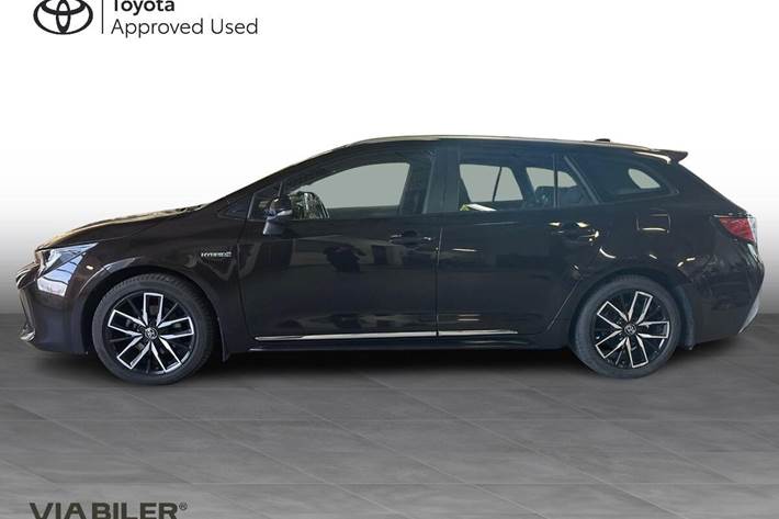 Brun Toyota Corolla fra 2019