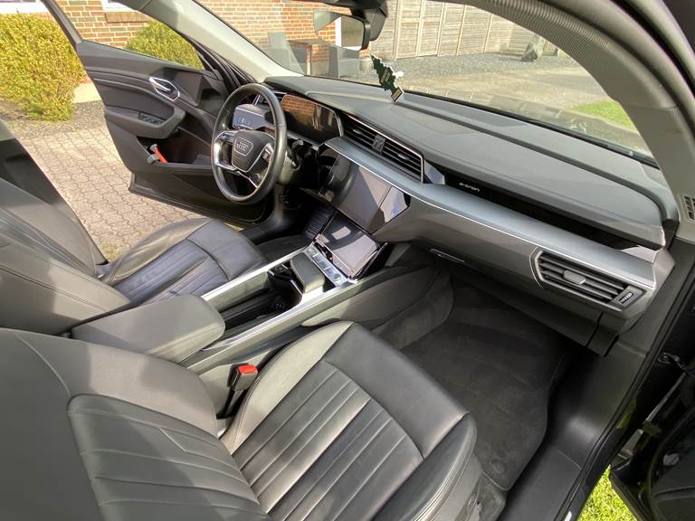 Audi e-tron 50