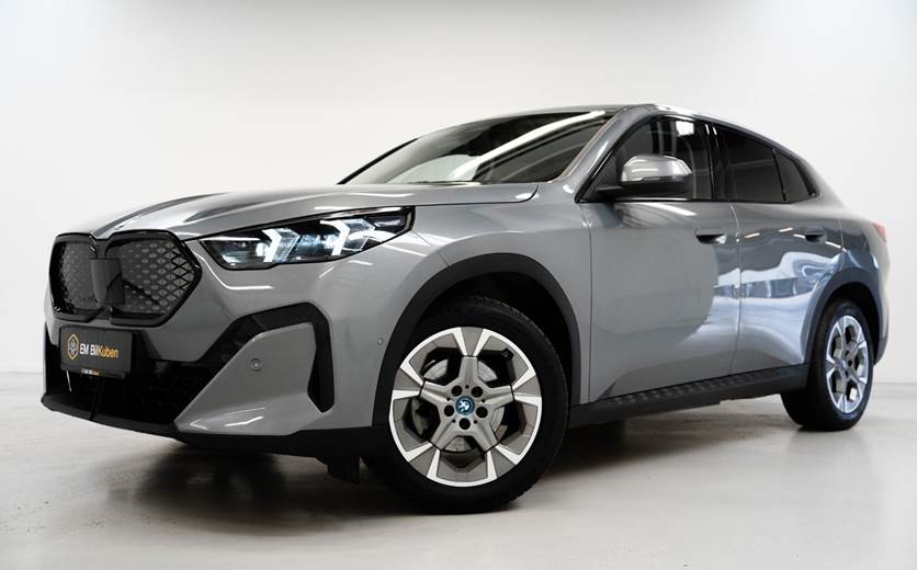 BMW iX2 eDrive20