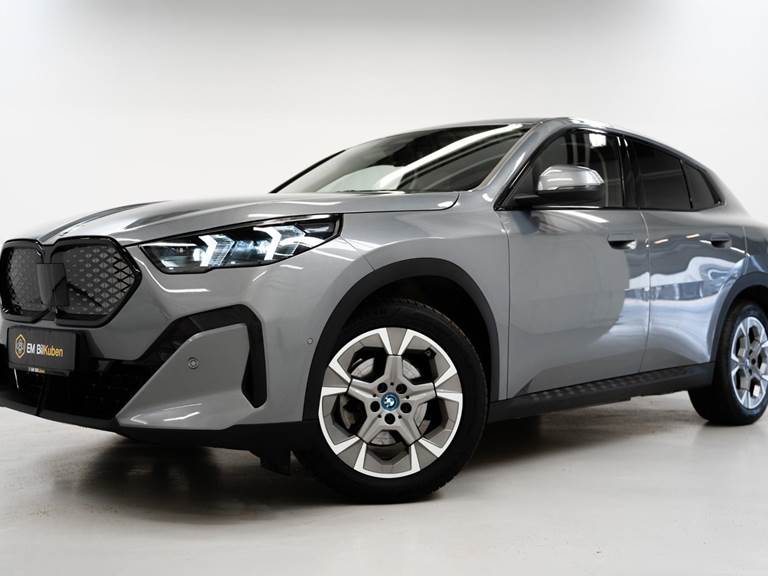 BMW iX2 eDrive20