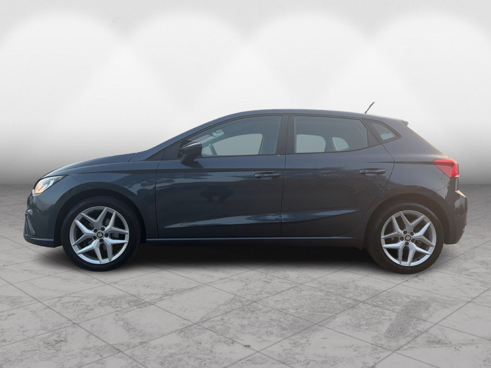 Grå Seat Ibiza fra 2021