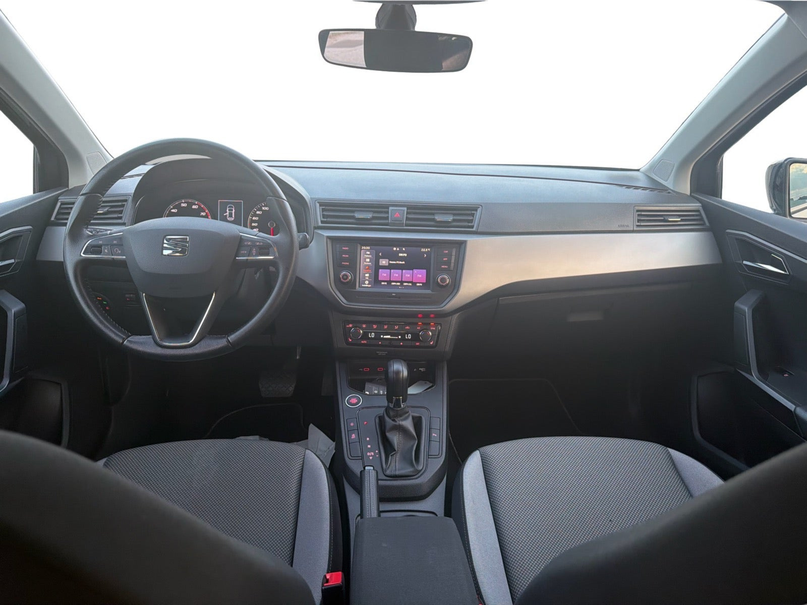 Grå Seat Ibiza fra 2021