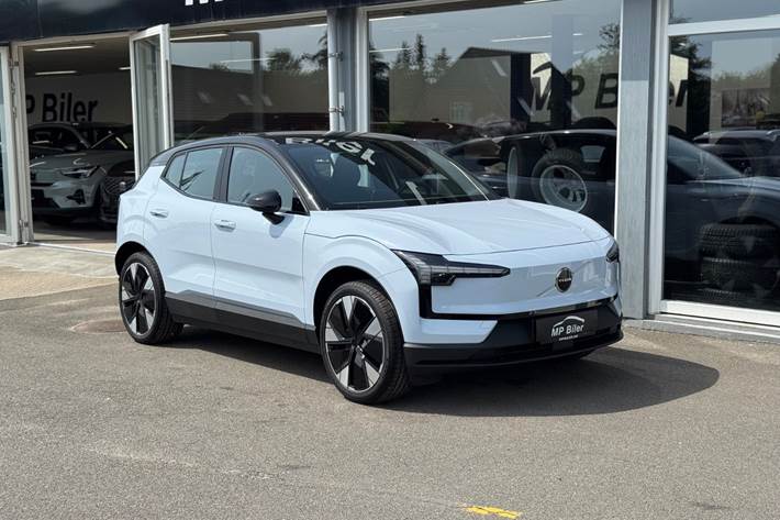Blå Volvo EX30 fra 2024