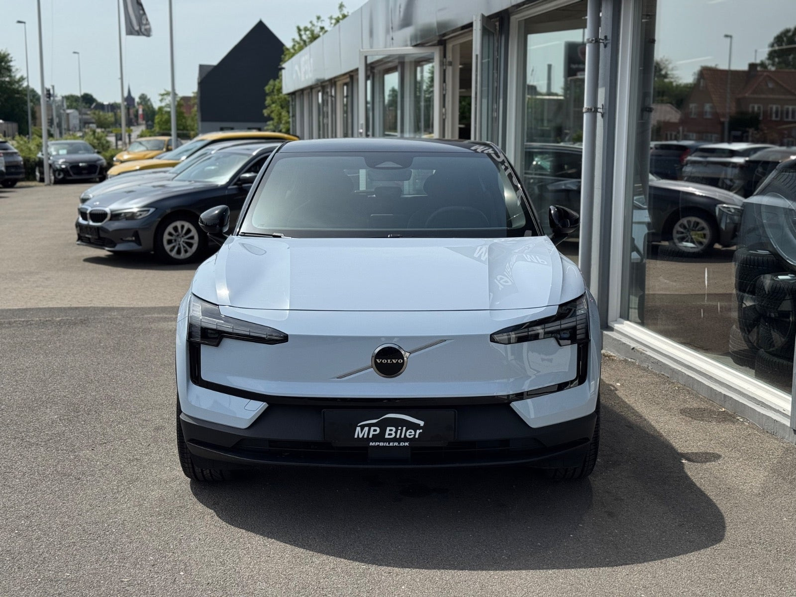 Blå Volvo EX30 fra 2024
