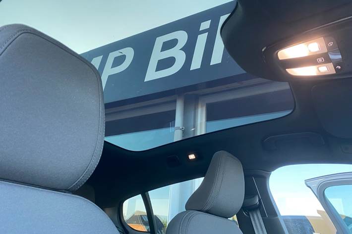 Grå Volvo EC40 fra 2025