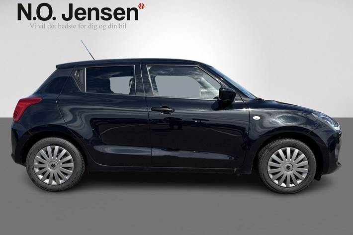 Sort Suzuki Swift fra 2021