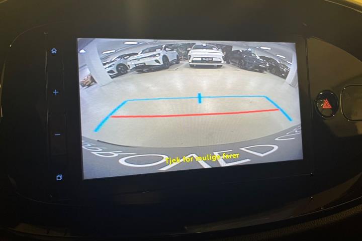 Blå Toyota Aygo X fra 2023