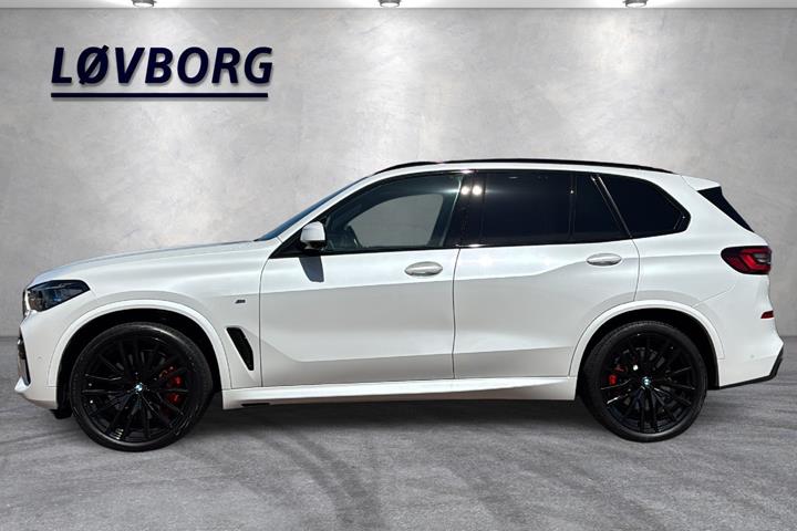 Hvid BMW X5 fra 2022