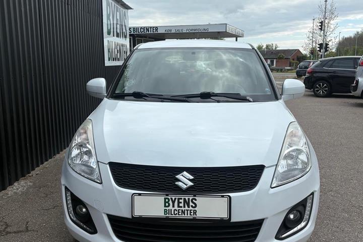 undefined Suzuki Swift fra 2015