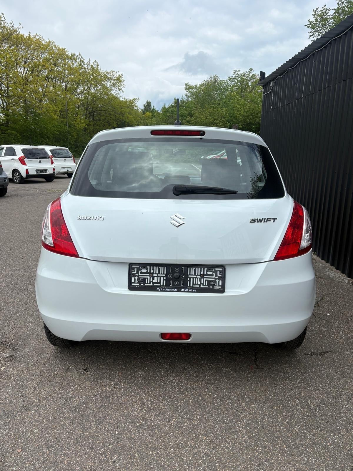 undefined Suzuki Swift fra 2015