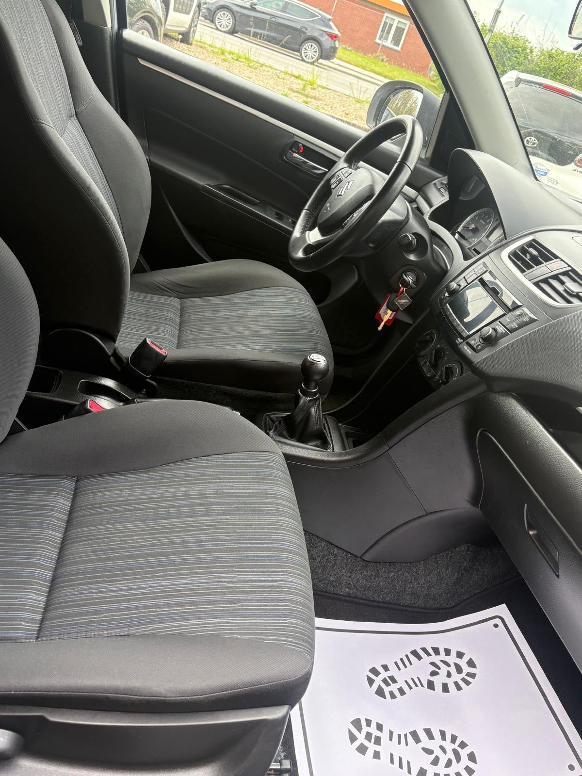 undefined Suzuki Swift fra 2015