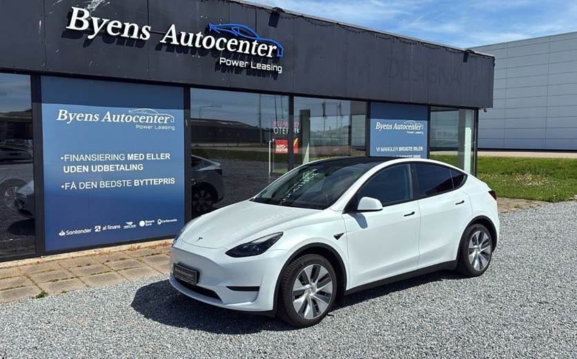 Tesla Model Y RWD