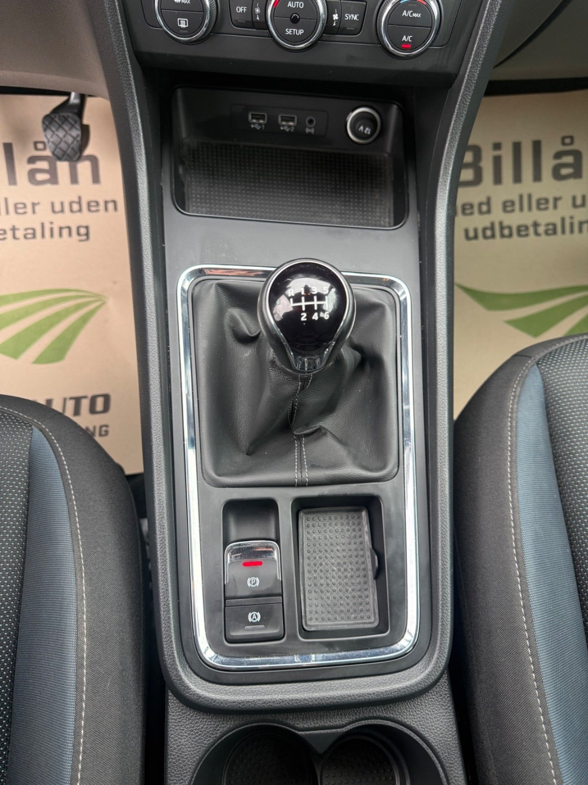 Sølv Seat Ateca fra 2017
