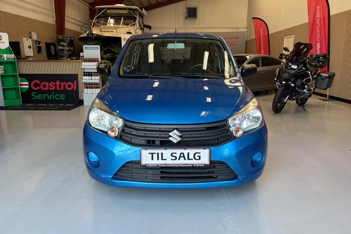 Blå Suzuki Celerio fra 2017