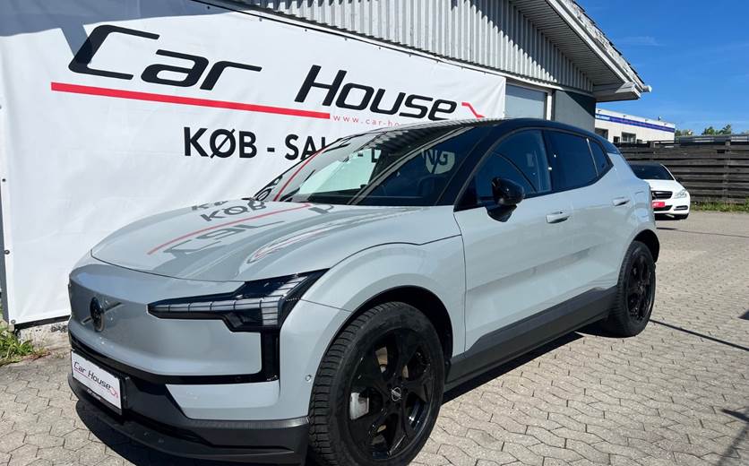 Volvo EX30 Twin Performance Plus