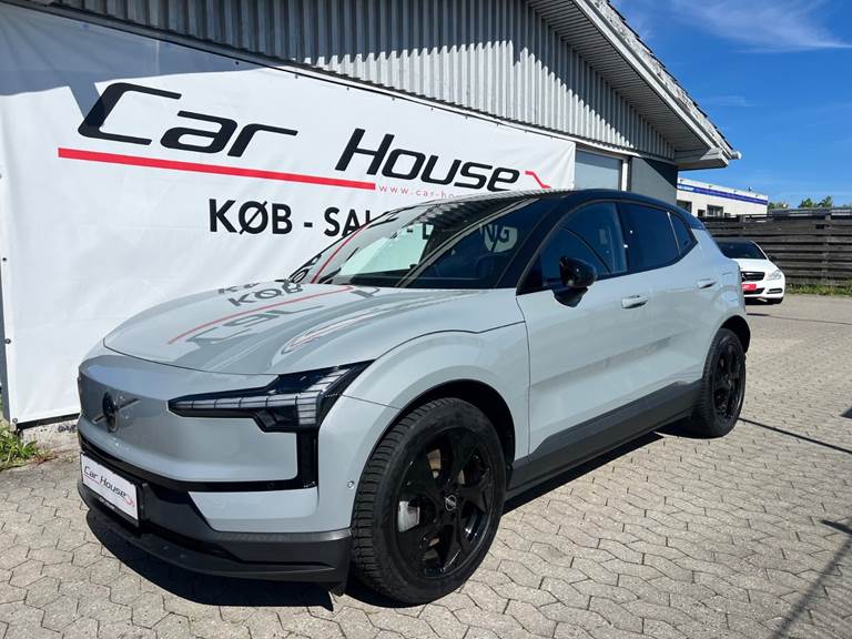 Volvo EX30 Twin Performance Plus